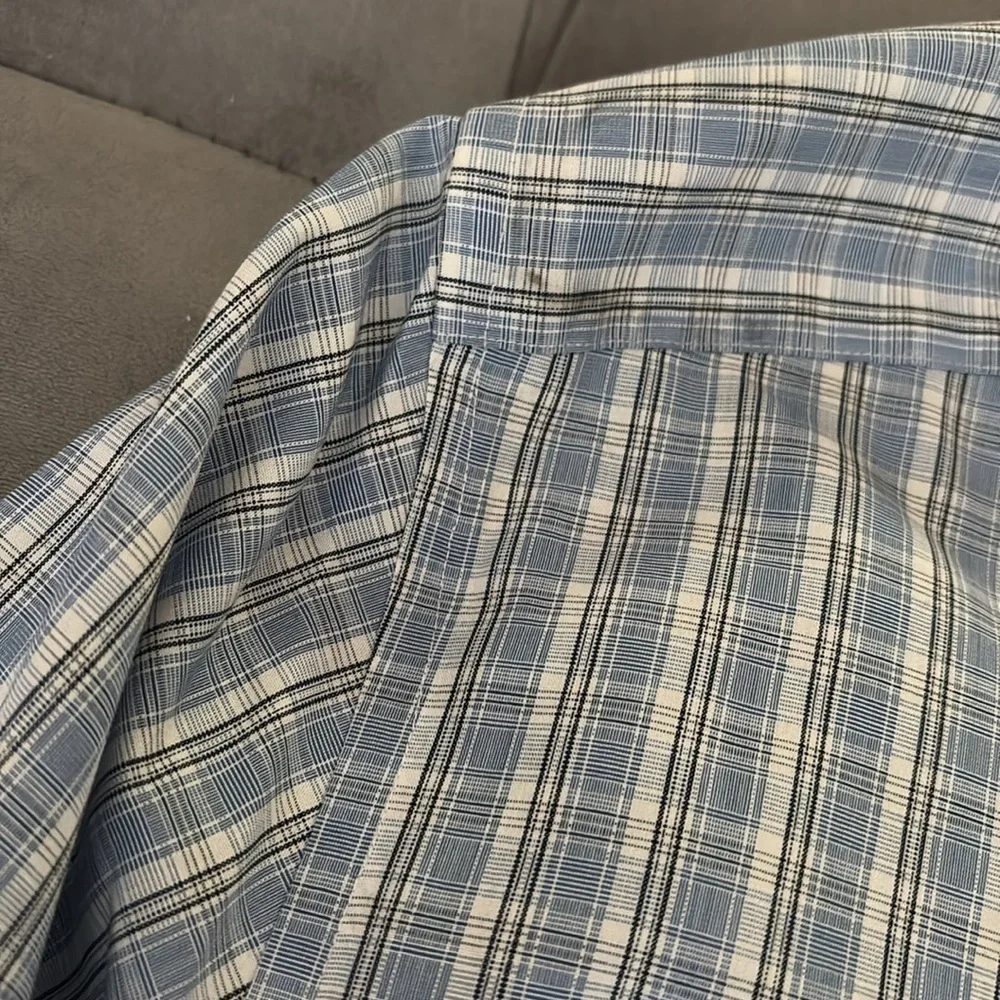 Banana Republic staining good